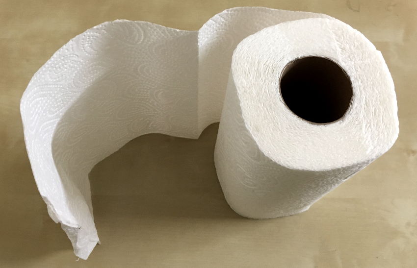 Paper towel roll for cleaning paint